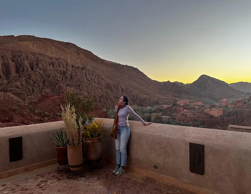 Imagen de una clienta de 1001 Tours Morocco durante un viaje por Marruecos