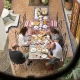 imagen de clientes de 1001 Tours Morocco en un hotel durante su estancia en Marruecos con sus viajes personalizados